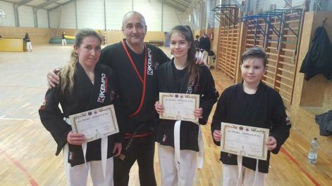 kempo_vizsga_20170212_andrassal_csalad.jpg